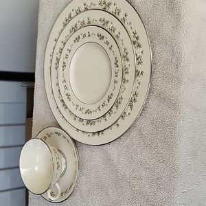 Lenox Brookdale Eight Place Setting NWOT